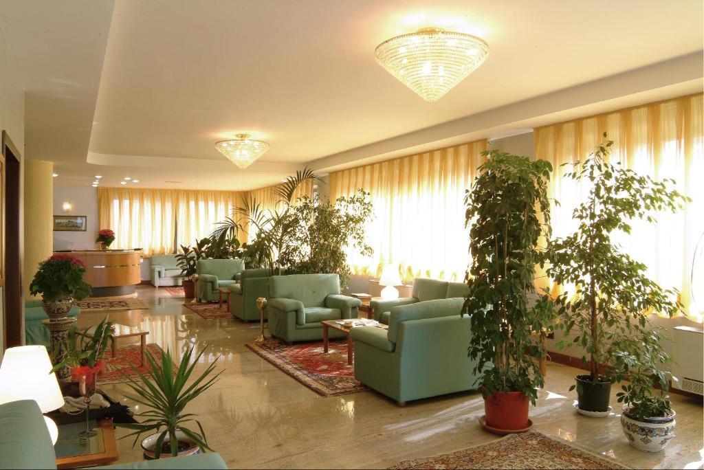 Torresi Hotel